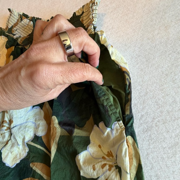 Rails Floral Wide Leg Pants Green Tropical Print Smocked Waist Size M - Picture 2 of 3